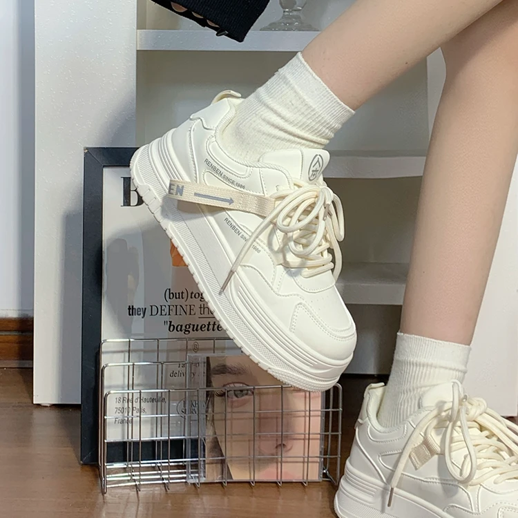 人本厚底小白鞋男女2025新款春秋今年流行爆款情侣增高休闲运动鞋