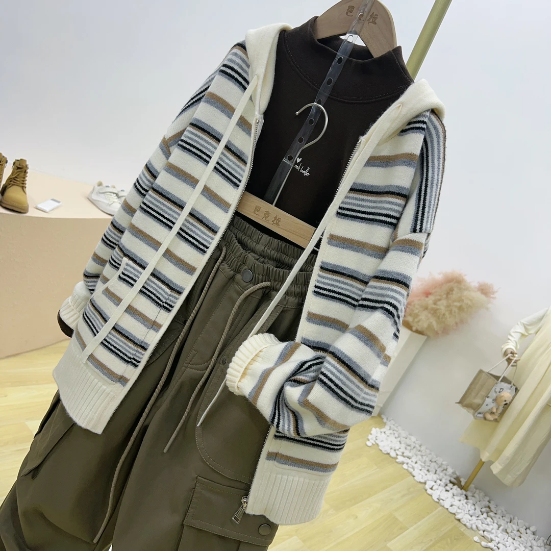 中大童女童外套2024秋冬时尚针织休闲条纹连帽毛衣外套83863款