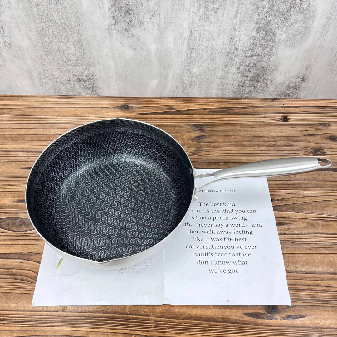 YW-023 雪平锅单柄汤锅28 cm双面压花 约1.3kg款式随机微瑕