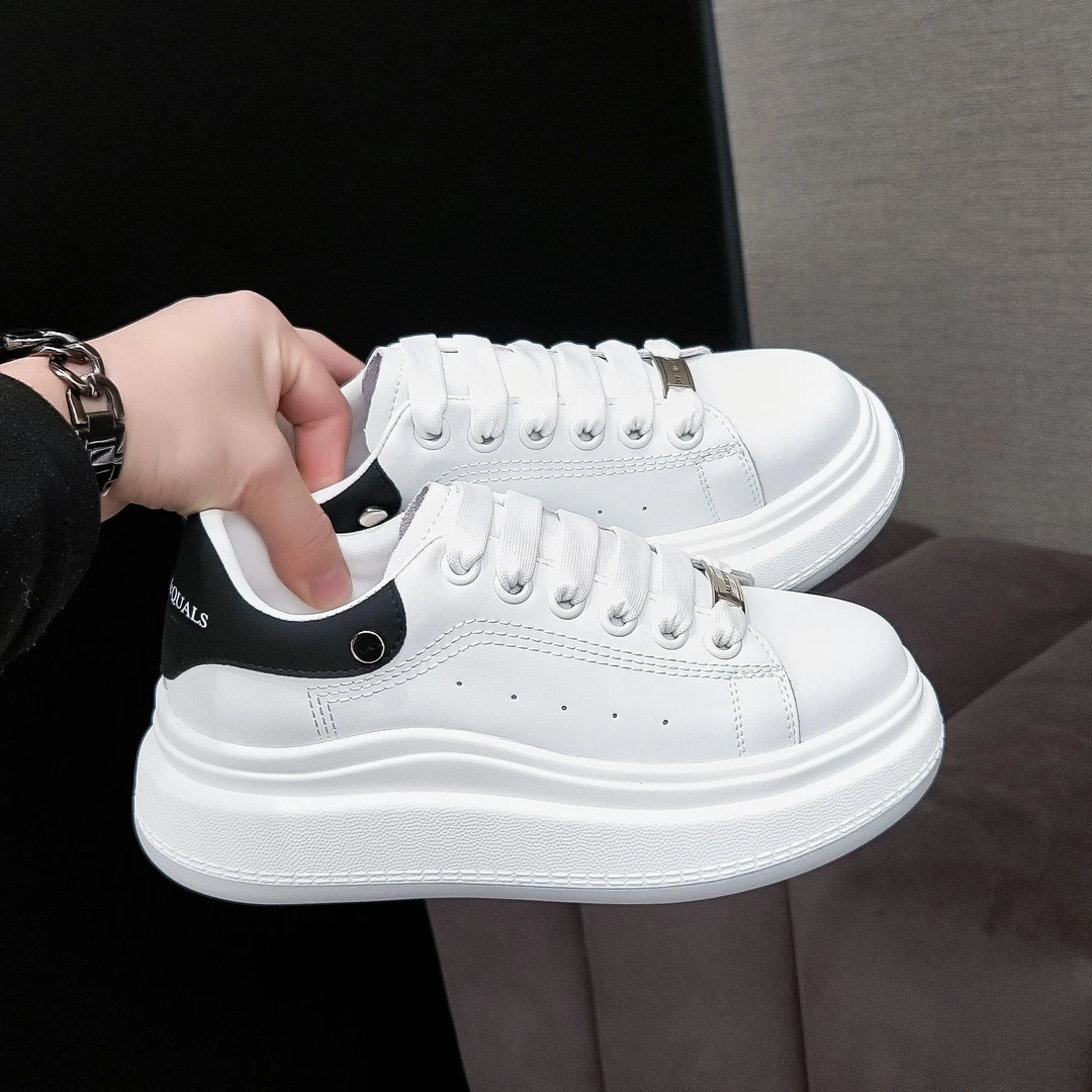 网红百搭时尚小白鞋女厚底增高韩版白色板鞋女ins潮鞋休闲松糕鞋