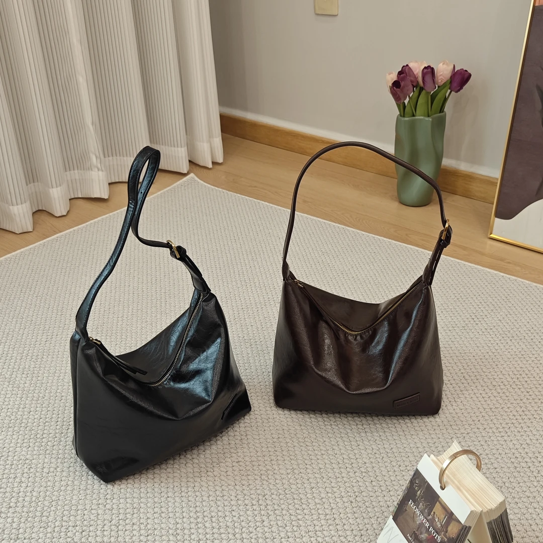 秋冬新款极简风腋下包单肩斜挎包女包月牙包简约百搭 MJ2045