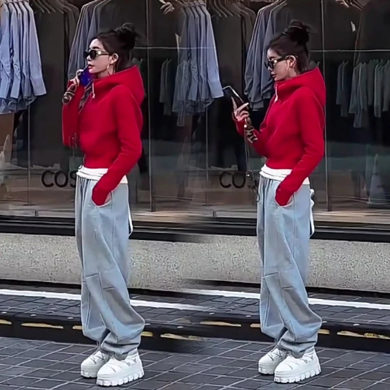 2024冬季韩系百搭连帽拉链短款卫衣外套加厚加绒保暖休闲裤子女