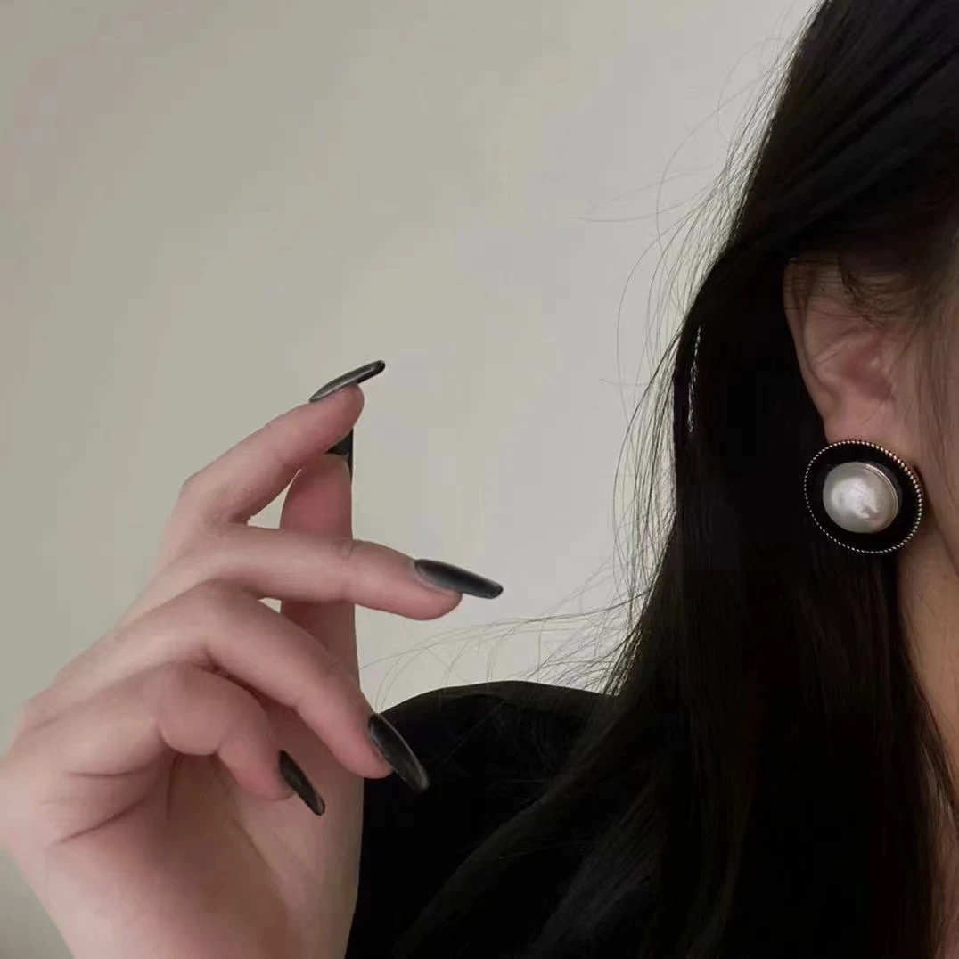 铜合金仿珍珠耳饰 复古珠珠几何中古轻奢优雅耳环