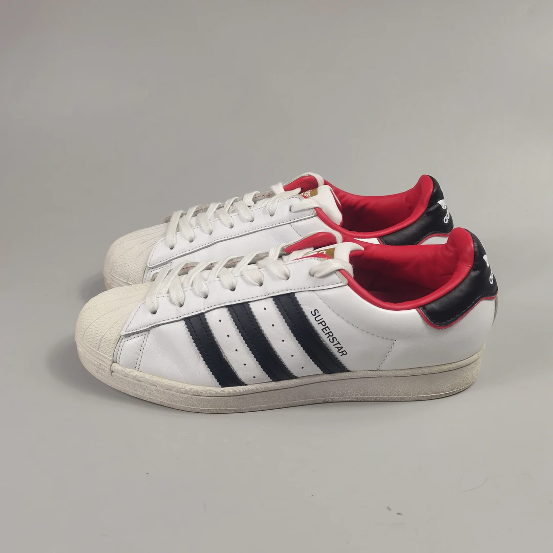 二手正品41码 阿迪达斯Adidas 三叶草 男贝壳头休闲板鞋 公价763
