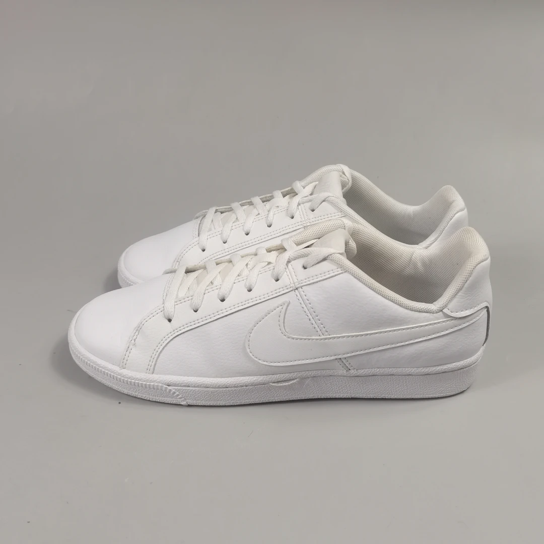 二手正品40码 耐克 OUTLETS NIKE COURE 男子运动鞋 公价633
