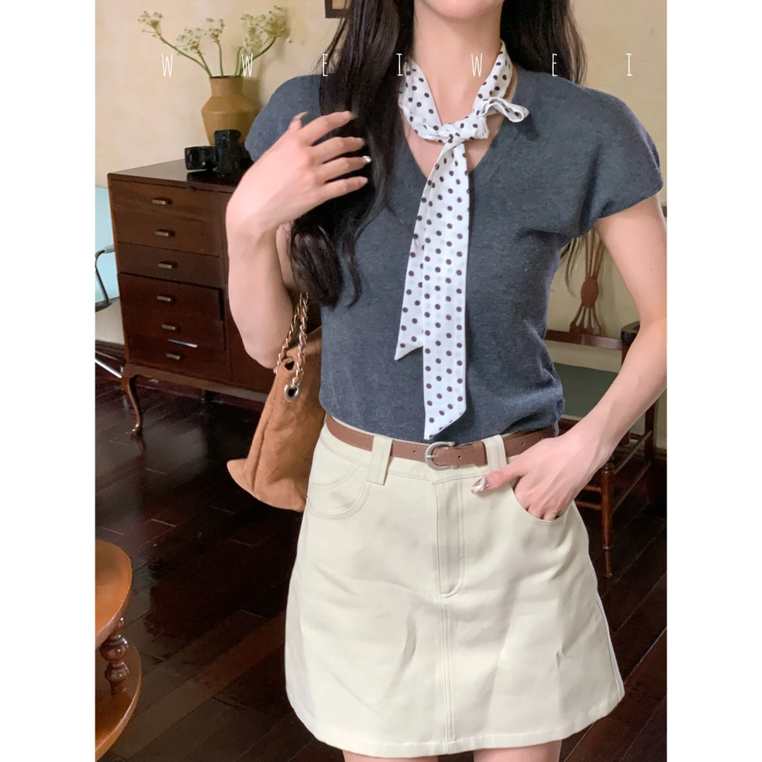 是玮玮哦【白茶小姐】白色牛仔百搭短款包臀裙