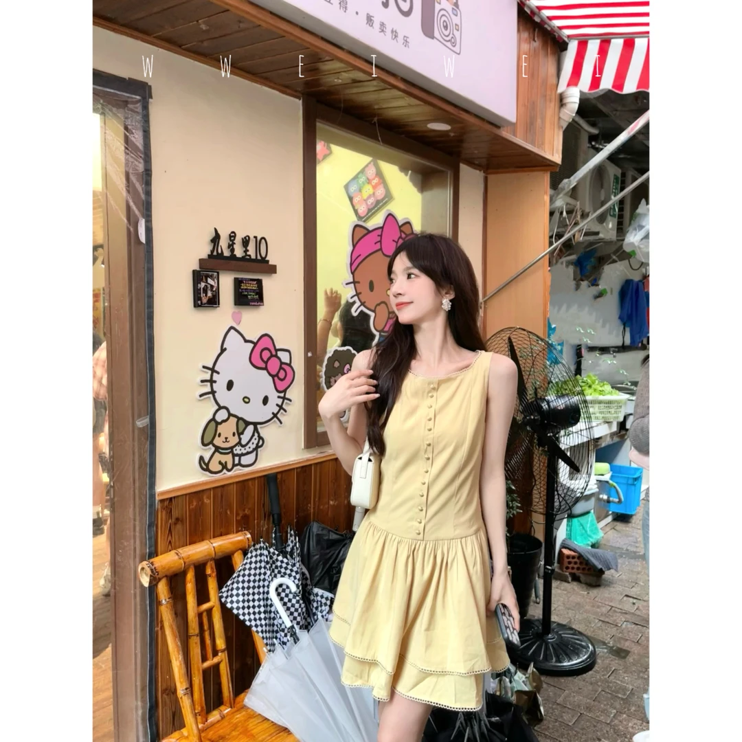 是玮玮哦【露西小姐】夏季高级感气质显瘦连衣裙