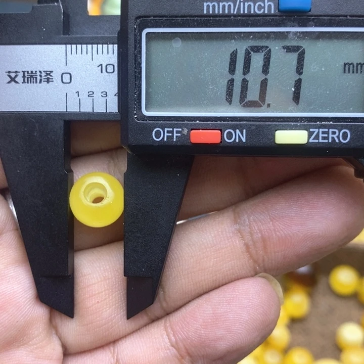 琥珀裸石未镶嵌53号10.6*8.1微瑕