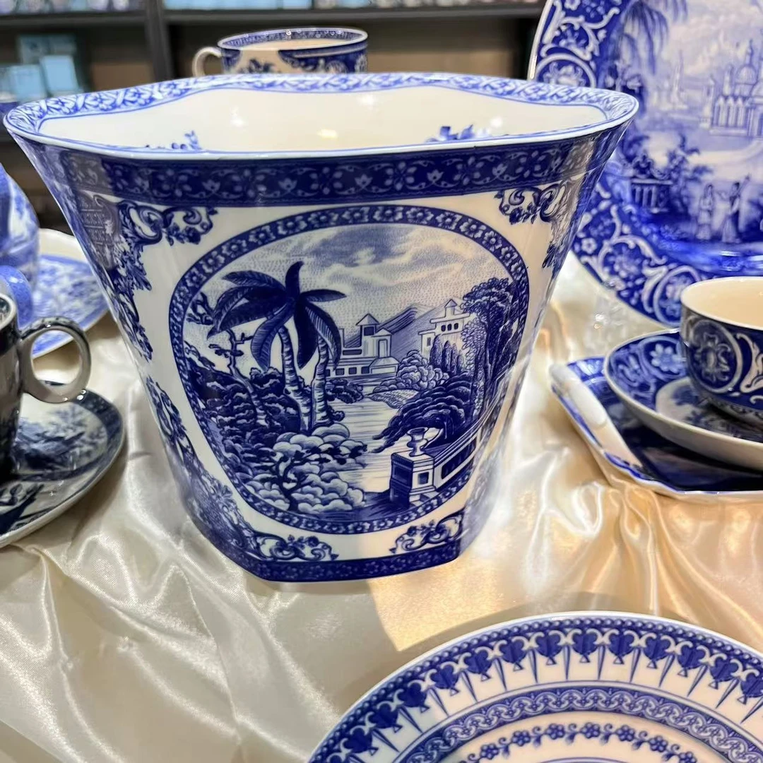 客来涌，cz 花瓶