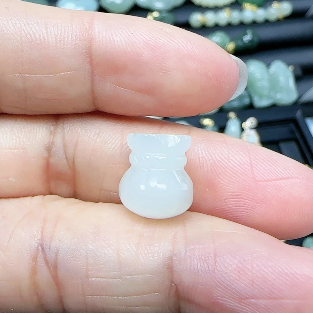 【闪购商品】和田玉吊坠(不含链)未镶嵌