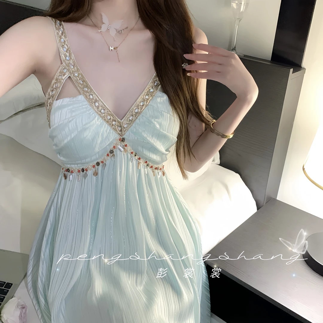 彭裳裳【流丹浮翠】蕾丝显瘦气质时尚性感小众薄款设计感睡裙纯欲风