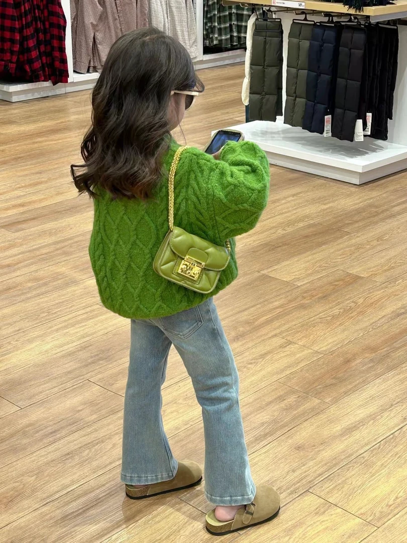 女童牛仔裤春秋款2025女宝宝韩版修身微喇叭裤中小童时髦百搭长裤