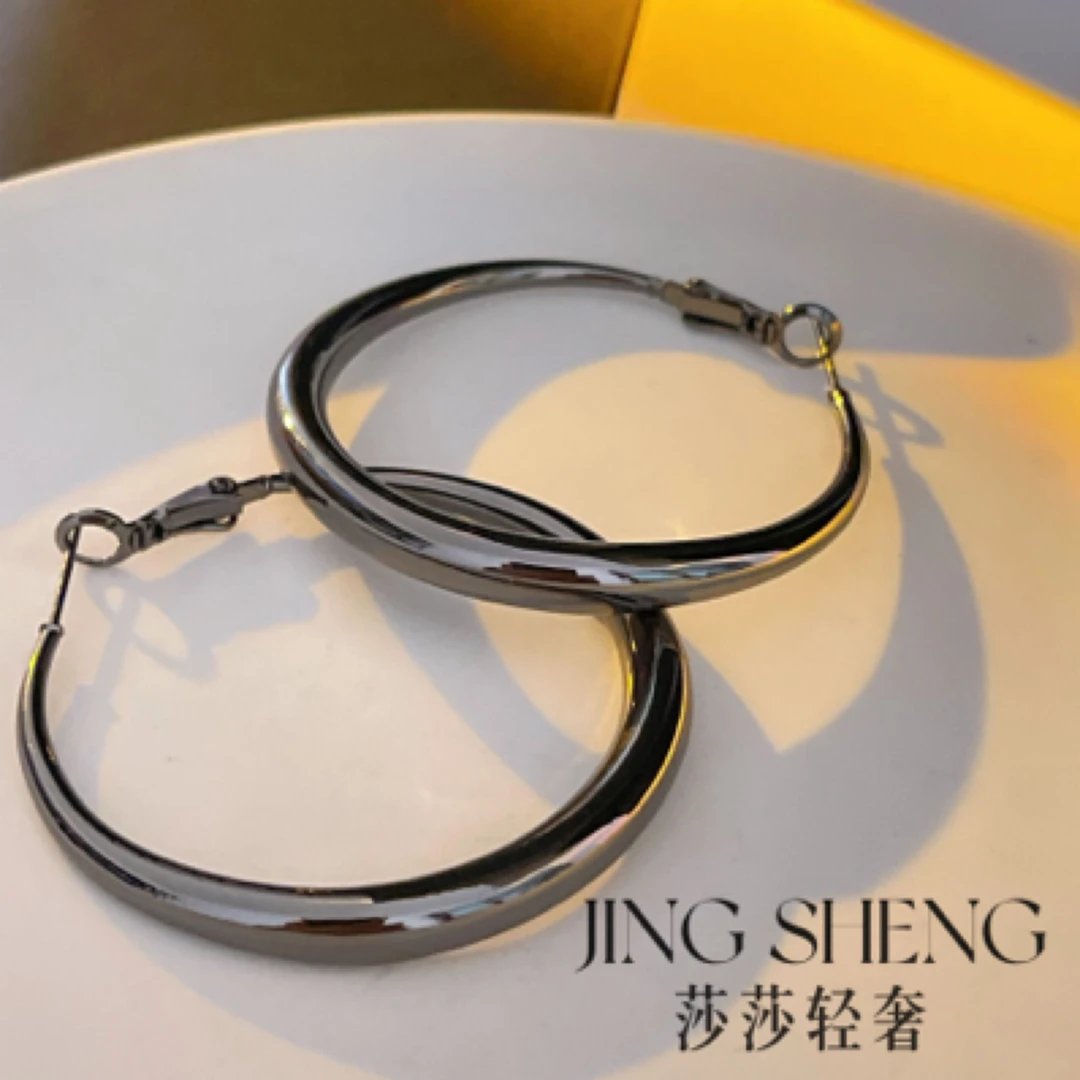 铜合金耳饰 【黑色大耳圈】欧美时尚百搭简约经典银针耳圈