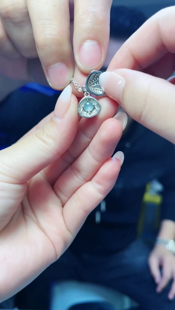【闪购商品】翡翠吊坠(赠链)银S925镶嵌s925镶嵌翡翠吊坠