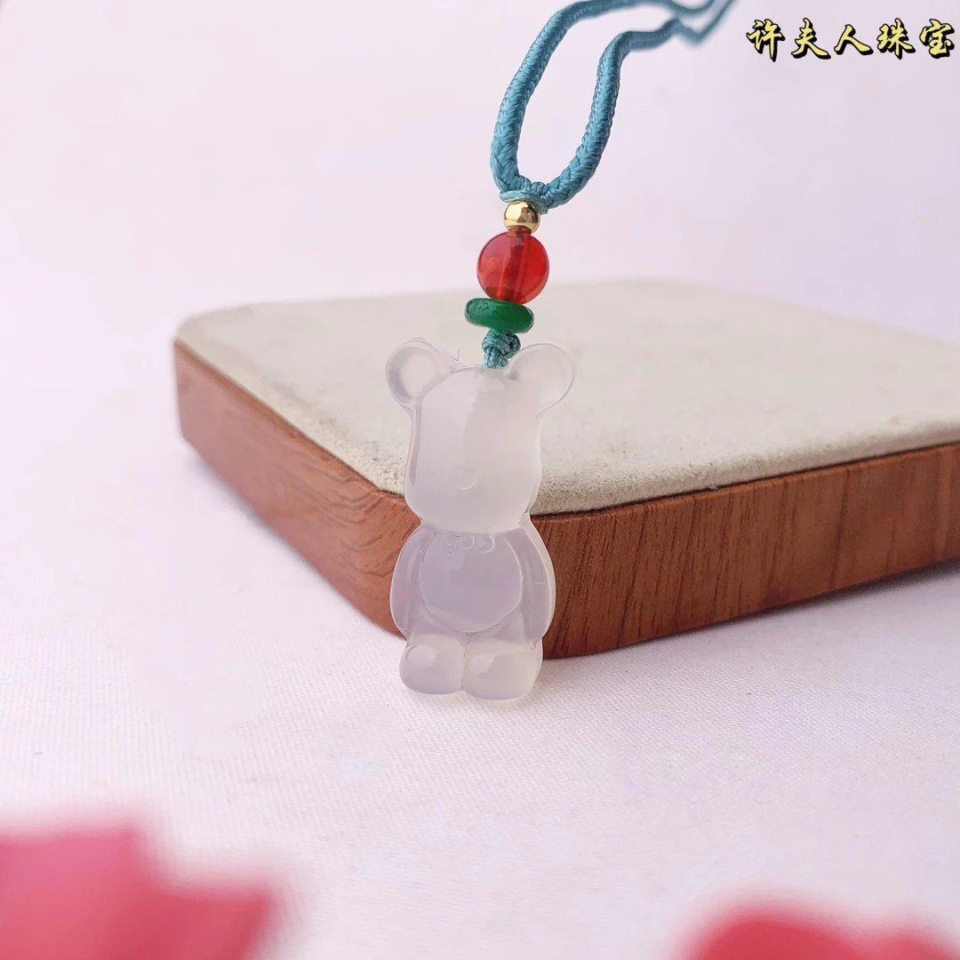 许夫人珠宝时尚气质百搭玉髓小熊吊坠《赠毛衣链》