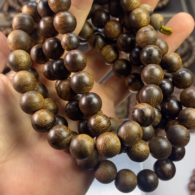 【闪购商品】沉香手串誓**败越南白棋