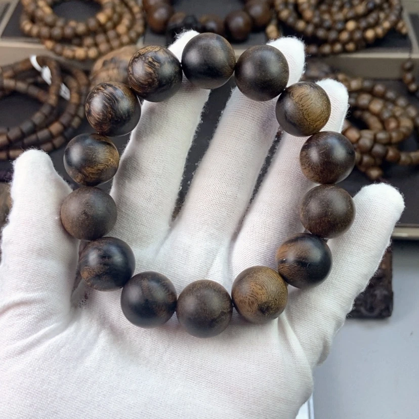 【闪购商品】沉香手串朴*哲越南白棋玉化留疤