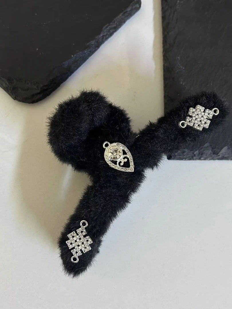 毛绒民族风百搭抓夹