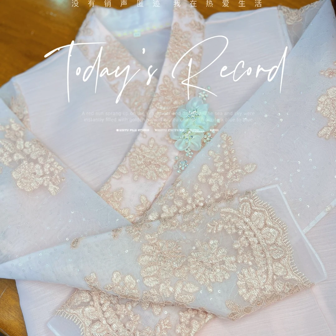 女士浅粉优雅时尚气质生活民族服装上衣