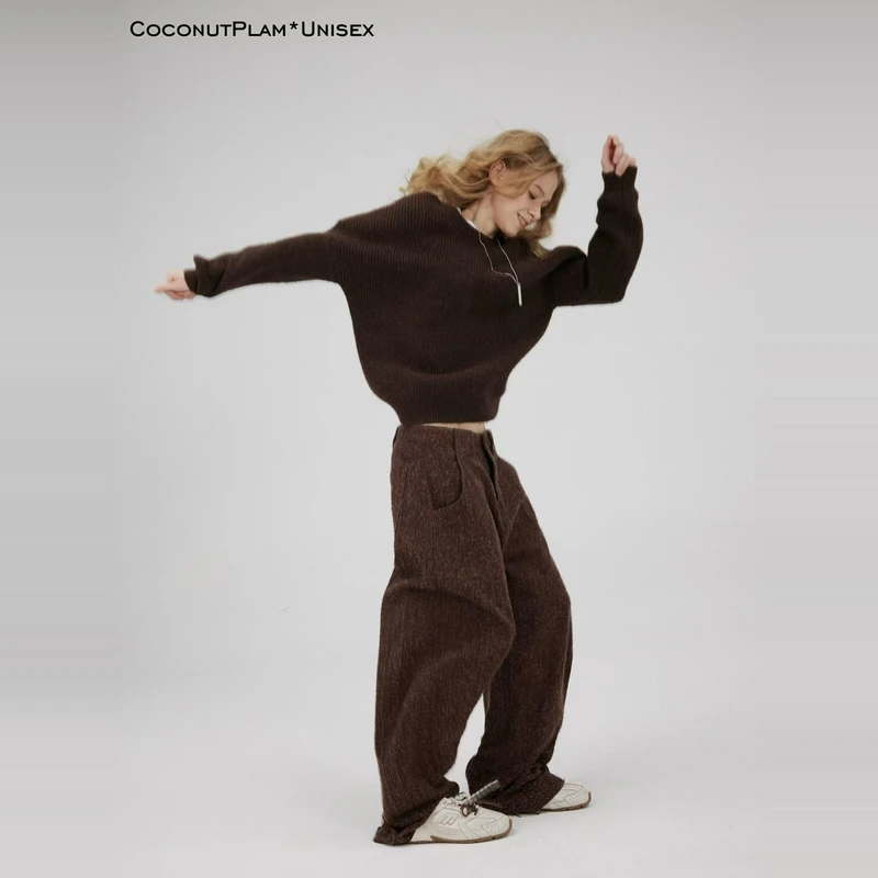 COCONUT PLAM 立体裁剪提花红咖镰刀牛仔裤