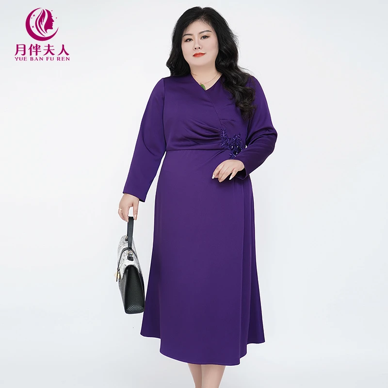 月伴夫人 2024秋季新款大码高端裙子胖mm显瘦款连衣裙6184