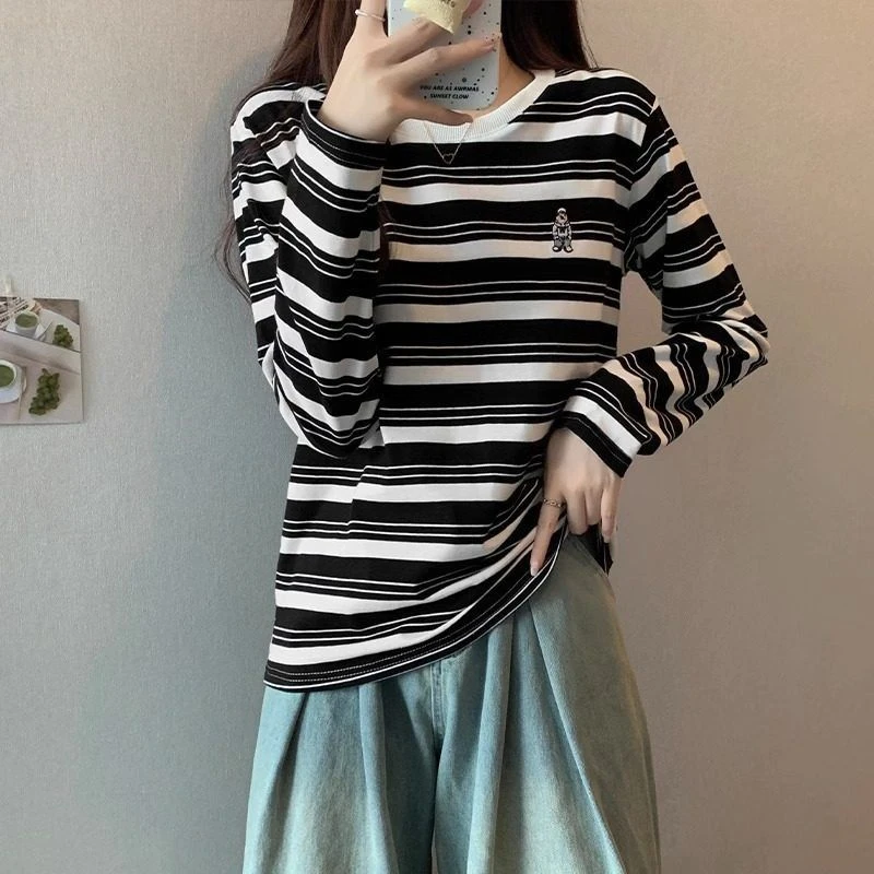 圆领复古套头条纹t恤女秋季2024长袖设计感简约风刺绣打底衫上衣