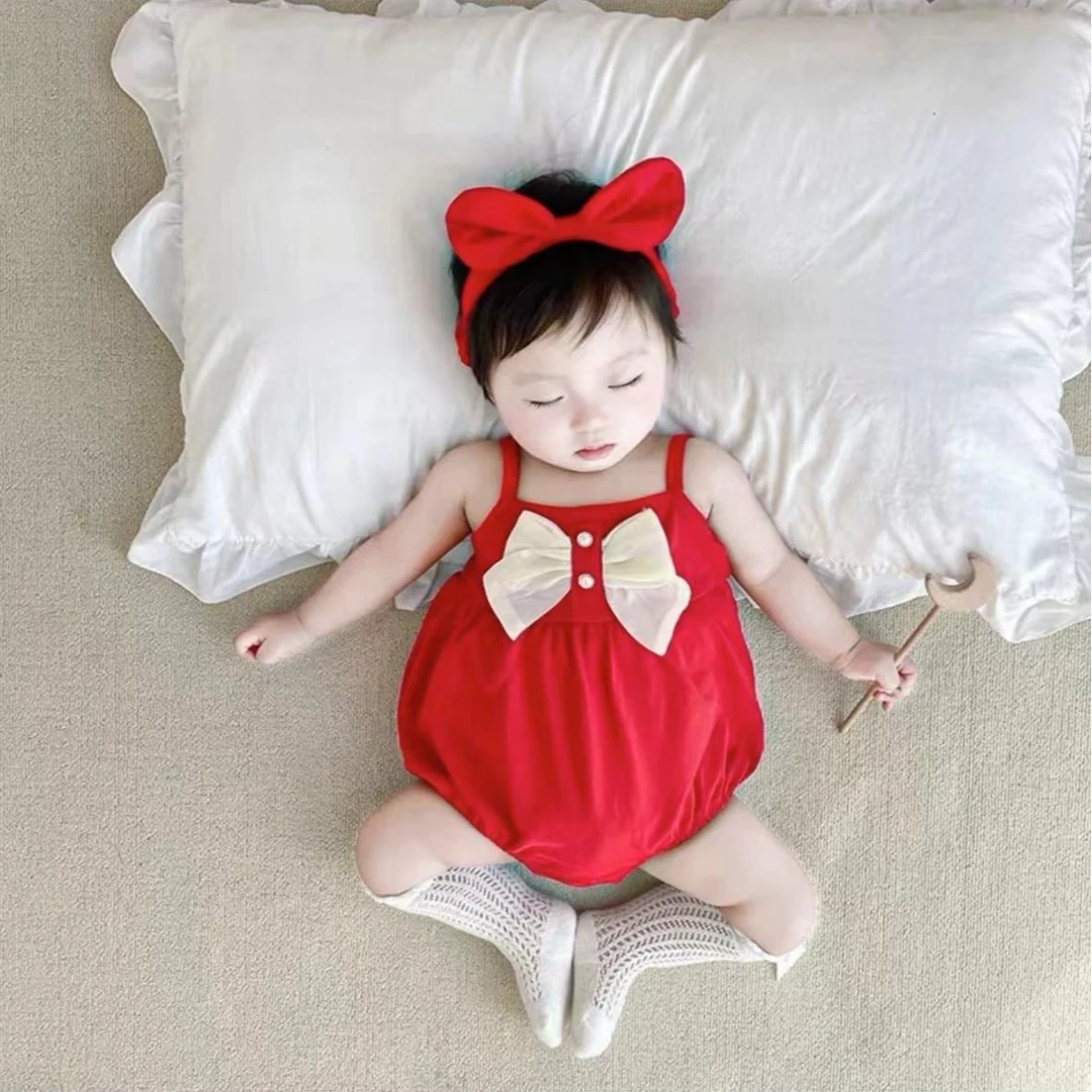 女宝宝吊带夏季周岁百天夏装包屁衣公主婴儿新生儿薄款洋气吊带
