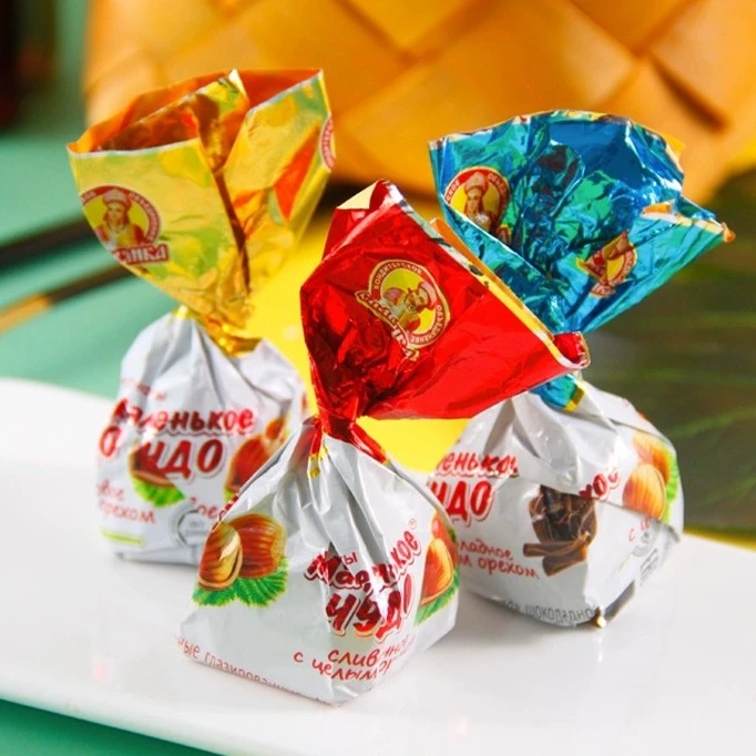 【大妮】俄罗斯进口榛仁奶罐糖奶油威化巧克力年货500克小惊喜糖果