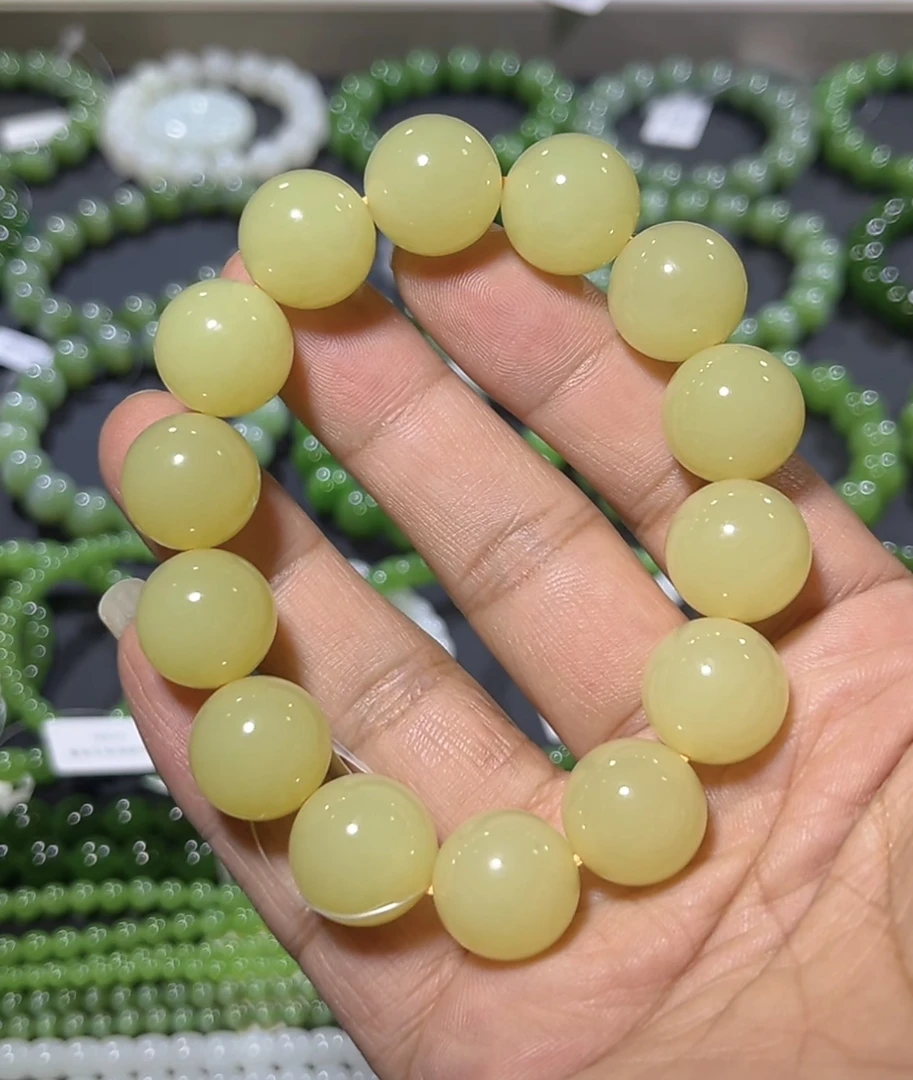 【藏品级】高端和田玉新疆若羌黄口手串正黄色约16mm