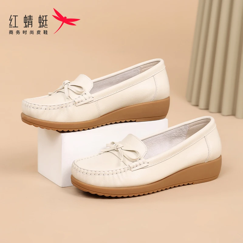 红蜻蜓女鞋秋冬秋冬中老年一脚蹬小皮鞋乐福鞋豆豆鞋妈妈鞋防滑全