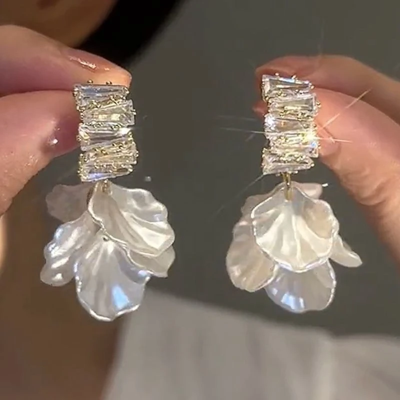 铜合金亚克力耳饰 轻奢高级感花朵耳环小众设计耳坠女2025年新款