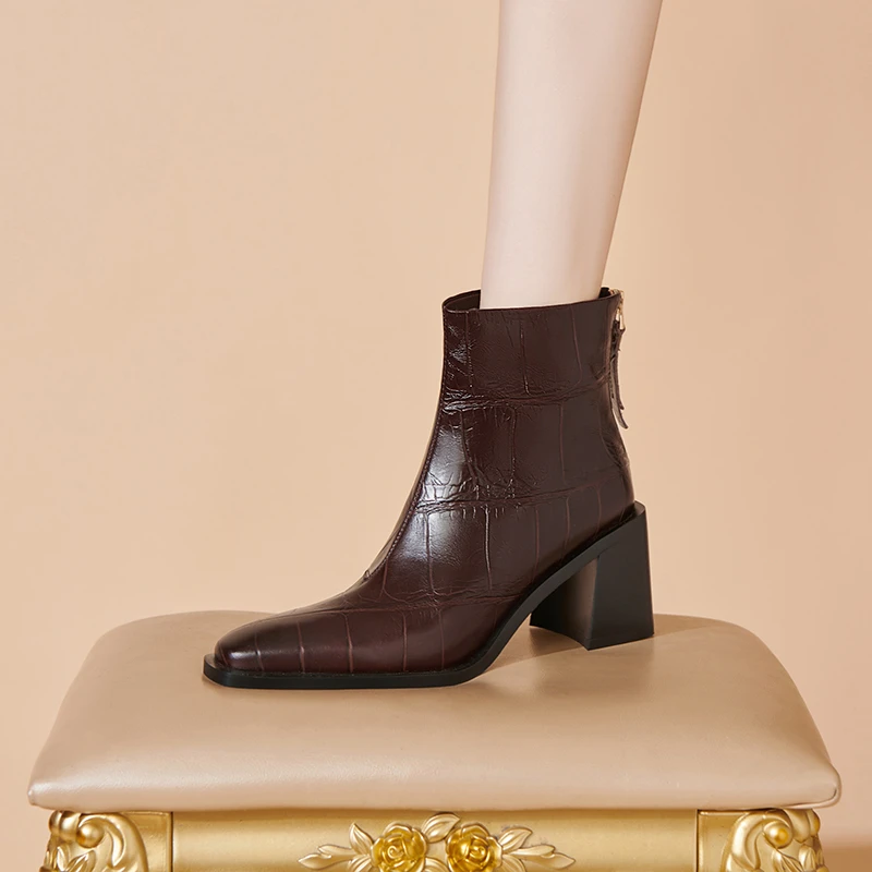 【轶诗妮】2025年春冬季新款粗跟方头短靴女鞋真皮时尚瘦瘦马丁靴女