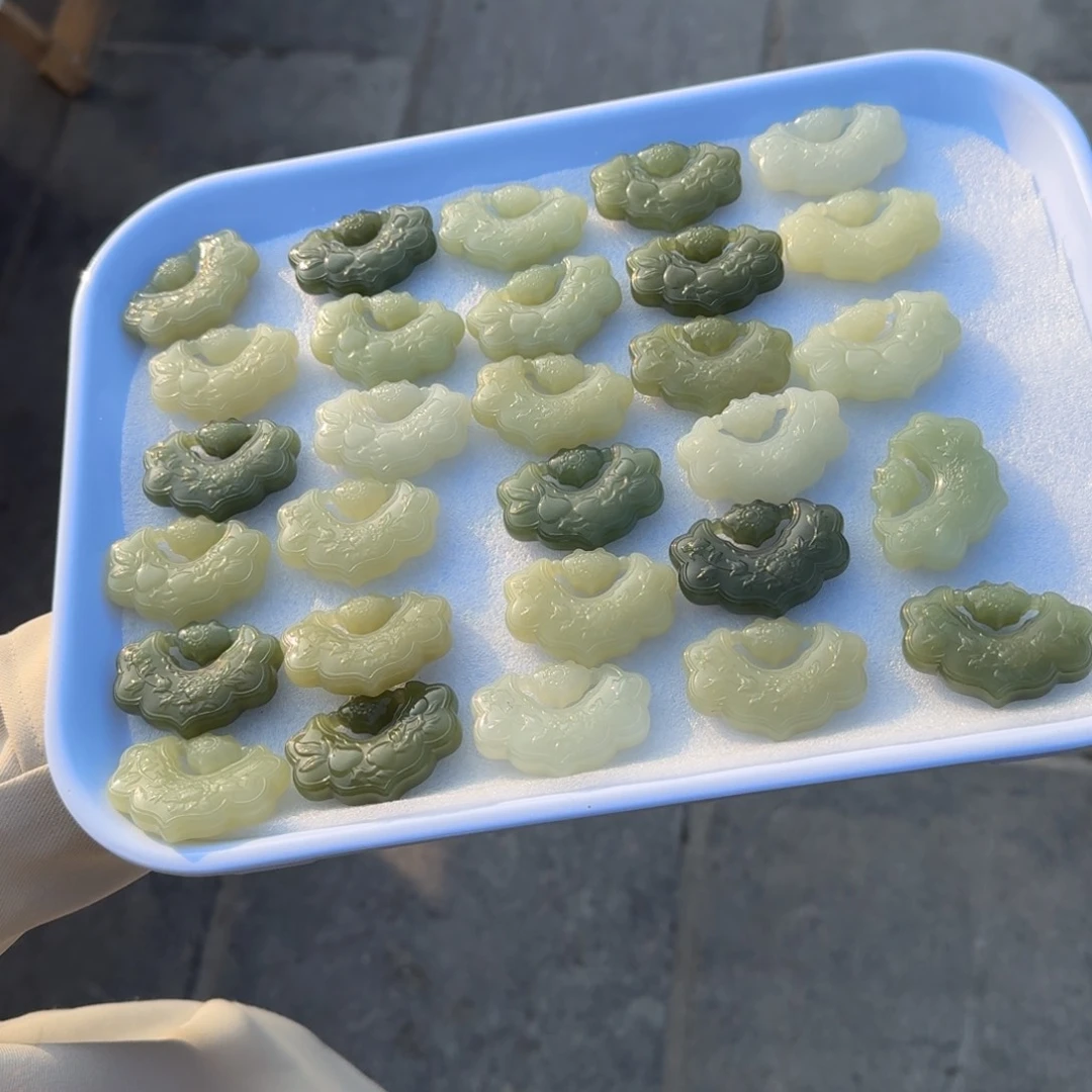 和田玉颈饰未镶嵌大锁PF多样性拍一发一