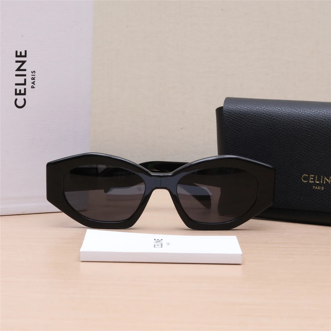 全新未使用  活动价 小花6娜 CELINE 黑色多边形墨镜 黑色