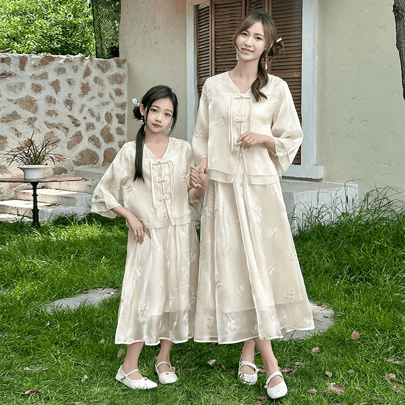 高端亲子装2024新款潮夏装新中式炸街连衣裙网红母女装夏季三件套