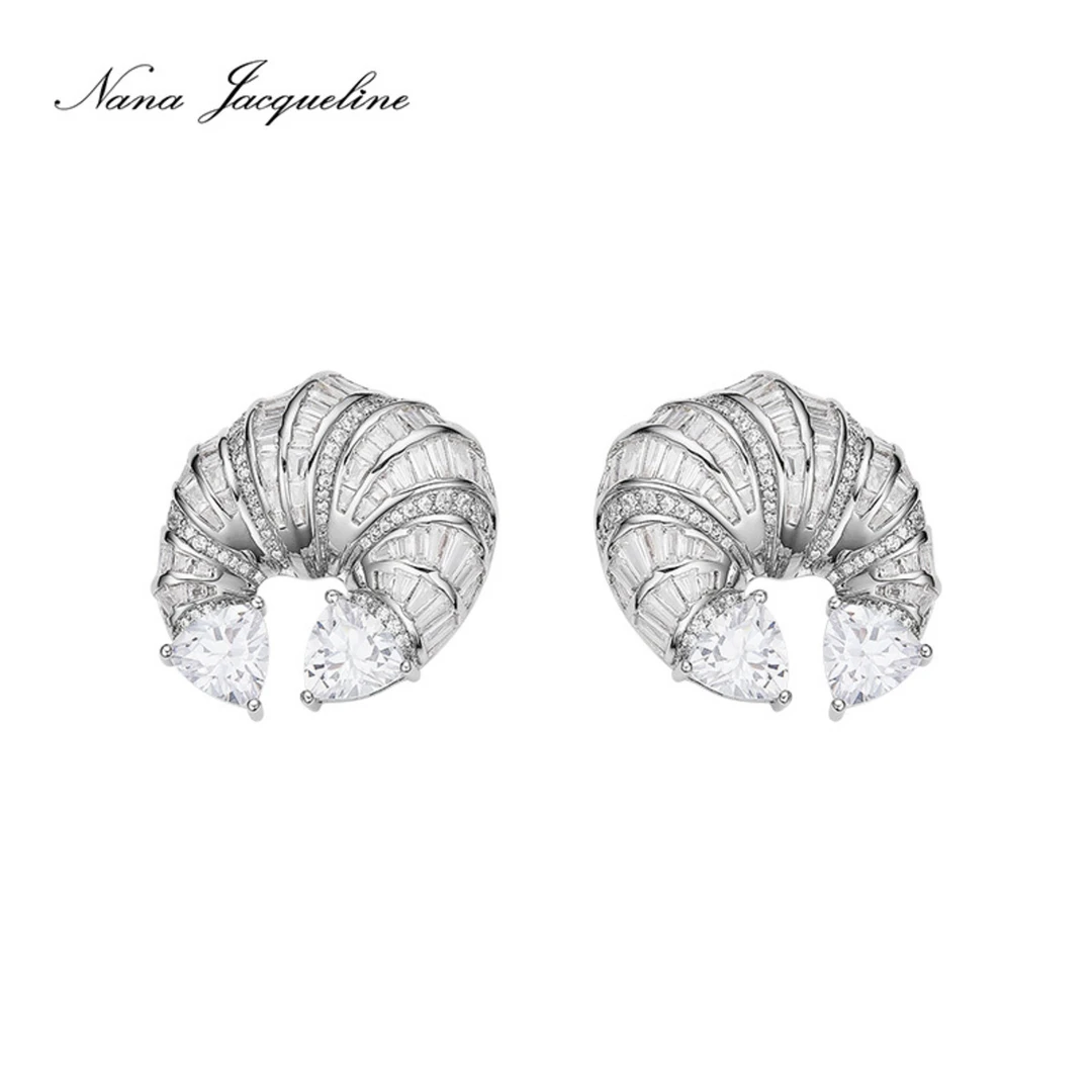 铜合金耳饰 NanaJacqueline甜品系列牛角包耳钉小众设计拼钻耳环