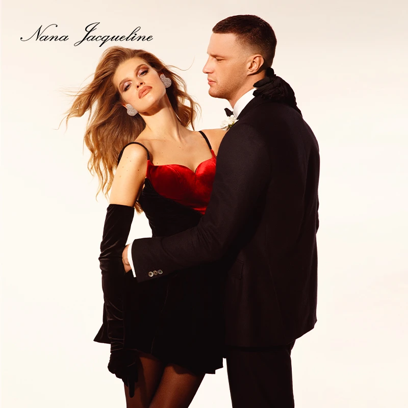 Nana Jacqueline新款黑拼酒红爱心拼接蓬蓬裙吊带连衣裙