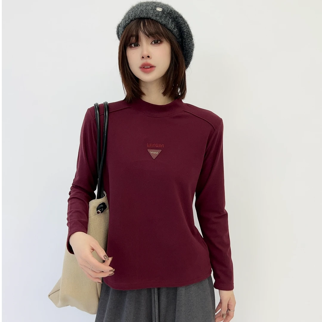 Y256冬季新款德容韩版时尚休闲刺绣三角标女士圆领卫衣打底24-177