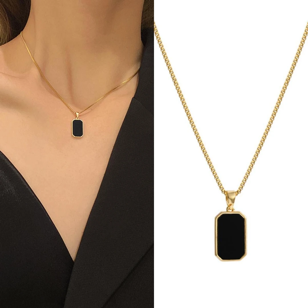 钛钢项链 流金色方形黑贝方牌双面几何个性百搭锁骨链饰品ins项链