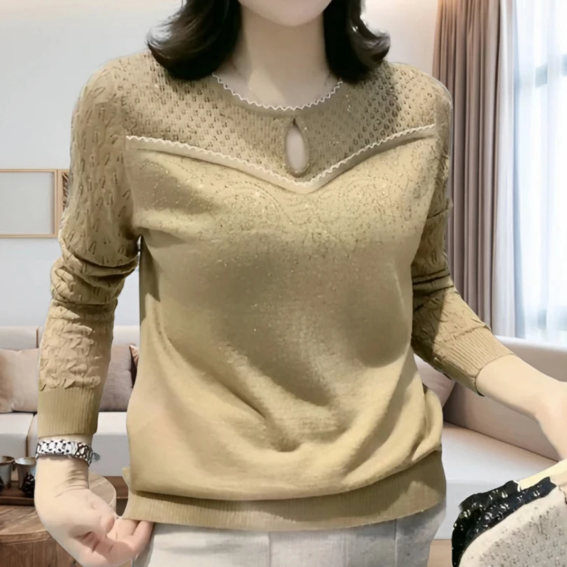 早秋妈妈装针织衫女2024年新款镂空烫钻上衣长袖宽松中老年打底衫