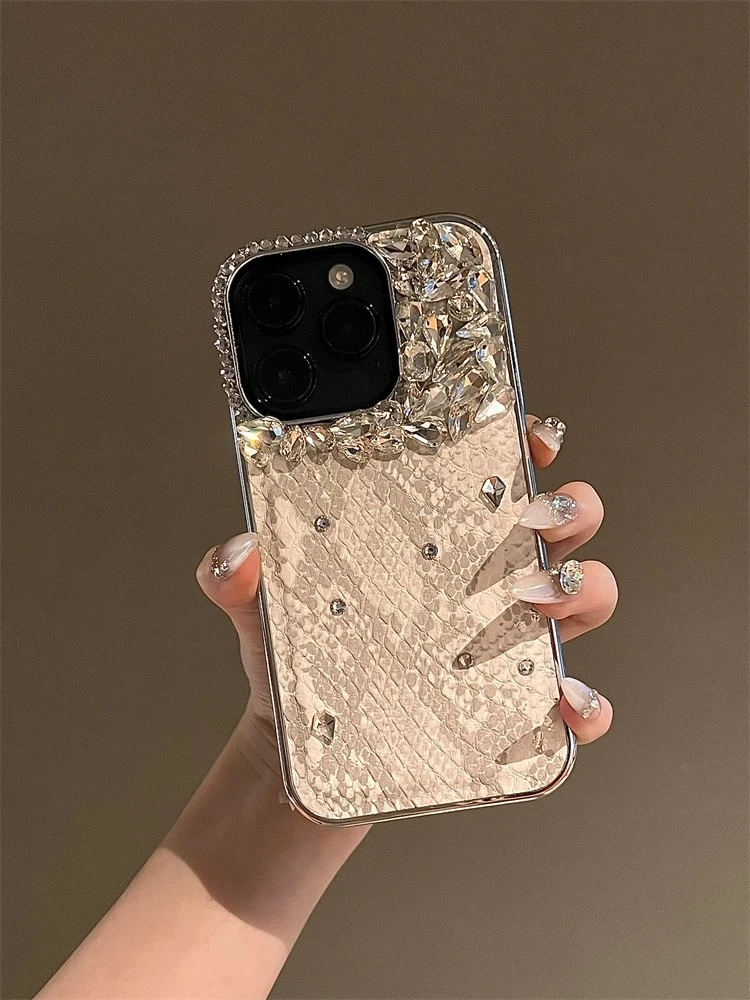 名媛风高级感适用iPhone16promax手机壳蛇纹苹果14女13创意12闪钻