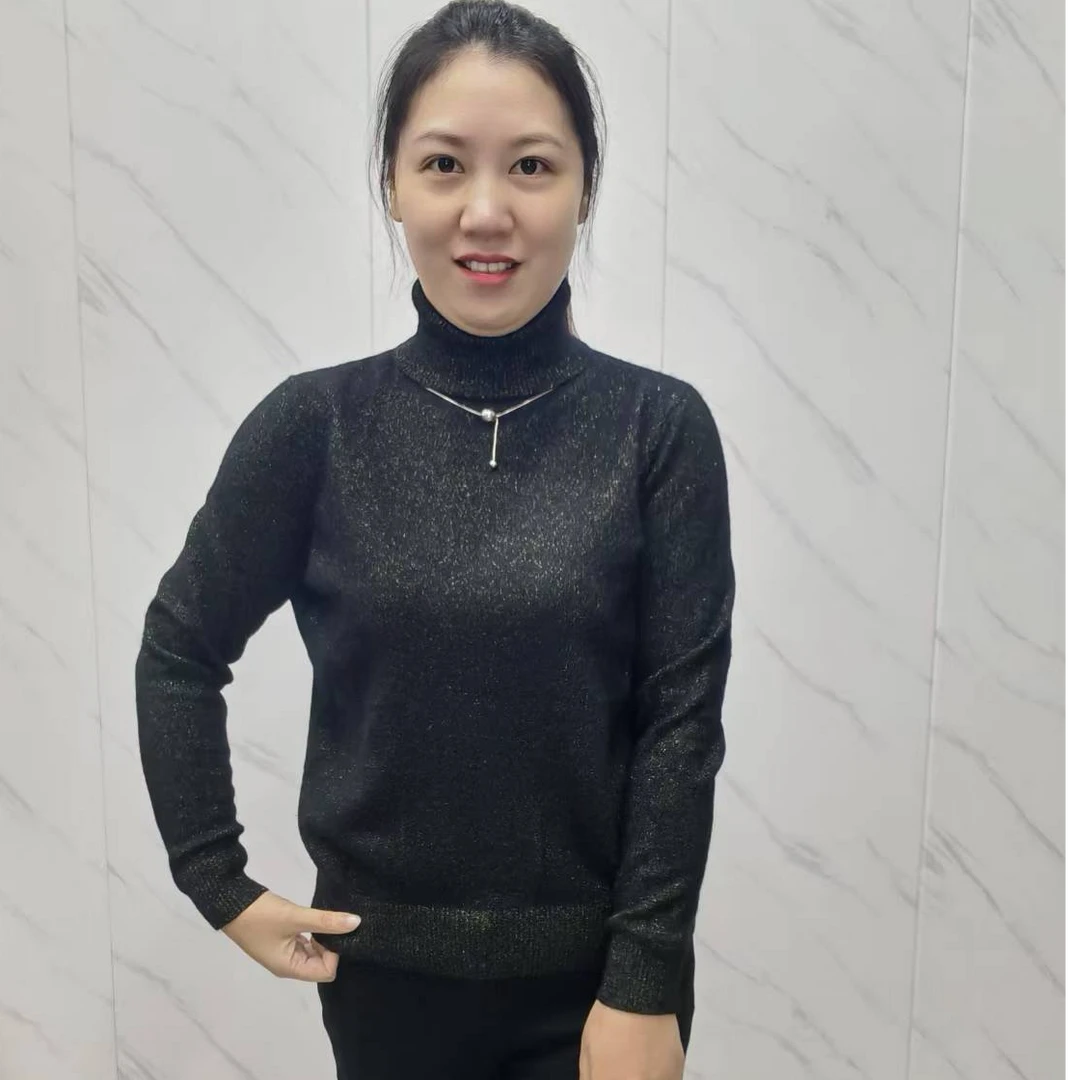 新款时尚洋气百搭两翻领羊绒衫（高领）