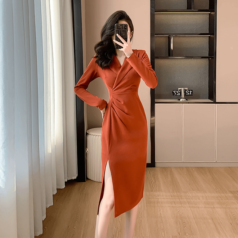 西服领气质高级感连衣裙女秋季新款法式复古收腰显瘦时尚开叉裙子