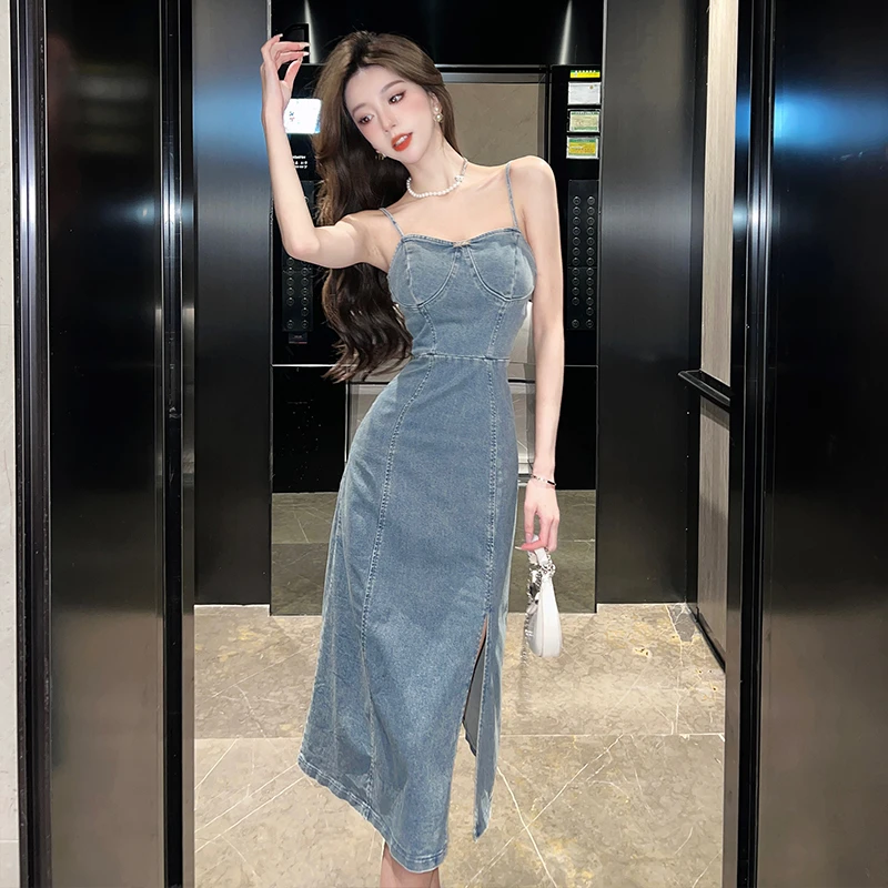 法式设计感复古气质方领吊带连衣裙女甜辣妹收腰显瘦开叉牛仔裙子