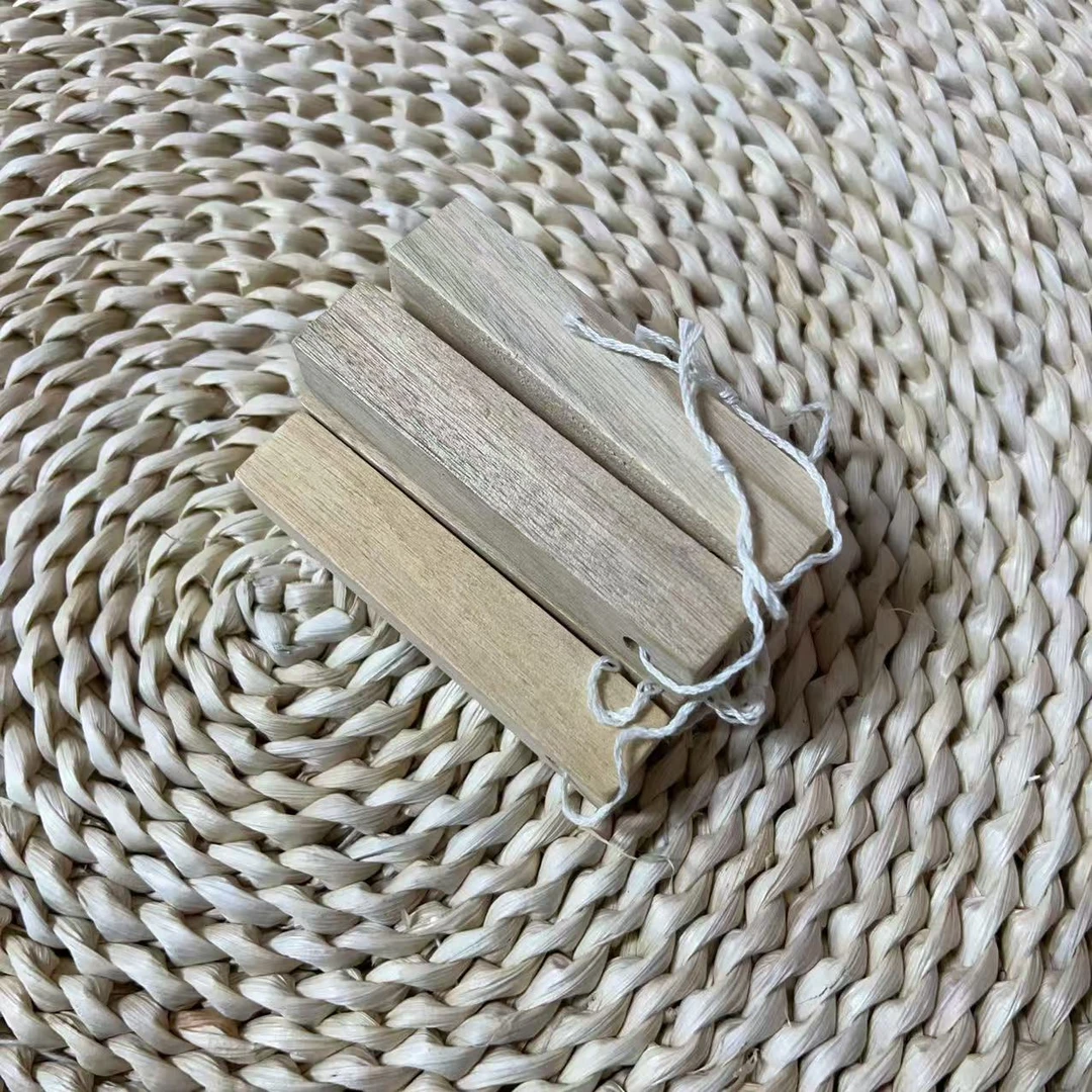 3017 香樟木条防潮除味驱虫香薰防霉防蛀木条