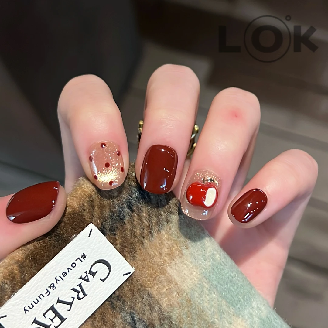 洛克奈儿『平安夜』猫眼波点苹果 纯手工穿戴甲气质红色高级圣诞款