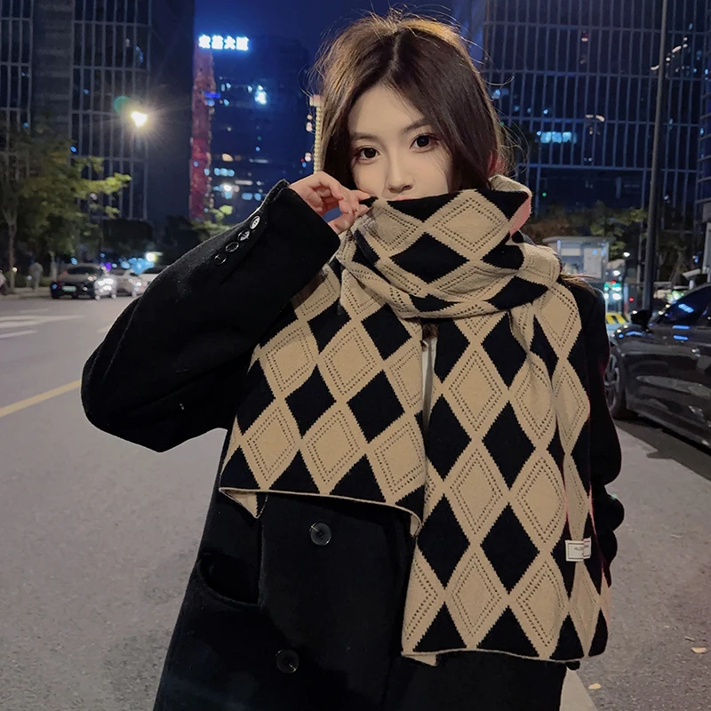 韩版菱形格纹双面短款围巾女冬季加厚仿羊绒情侣针织保暖围脖百搭