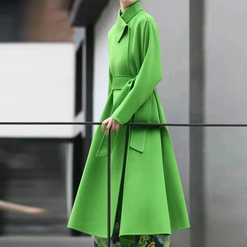 羋莱尤优—新款秋冬设计师A字时尚大衣-104