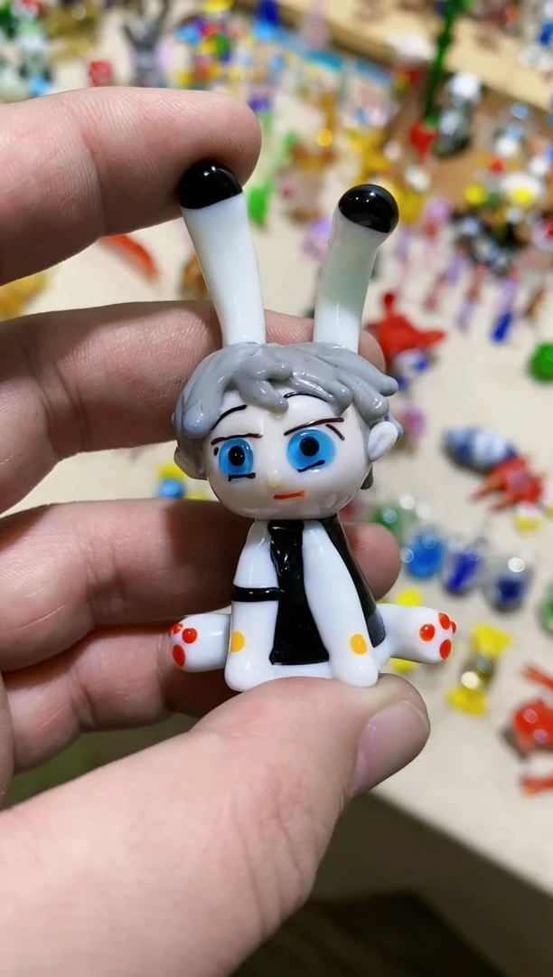 【闪购商品】琉璃手工艺品兔儿男孩