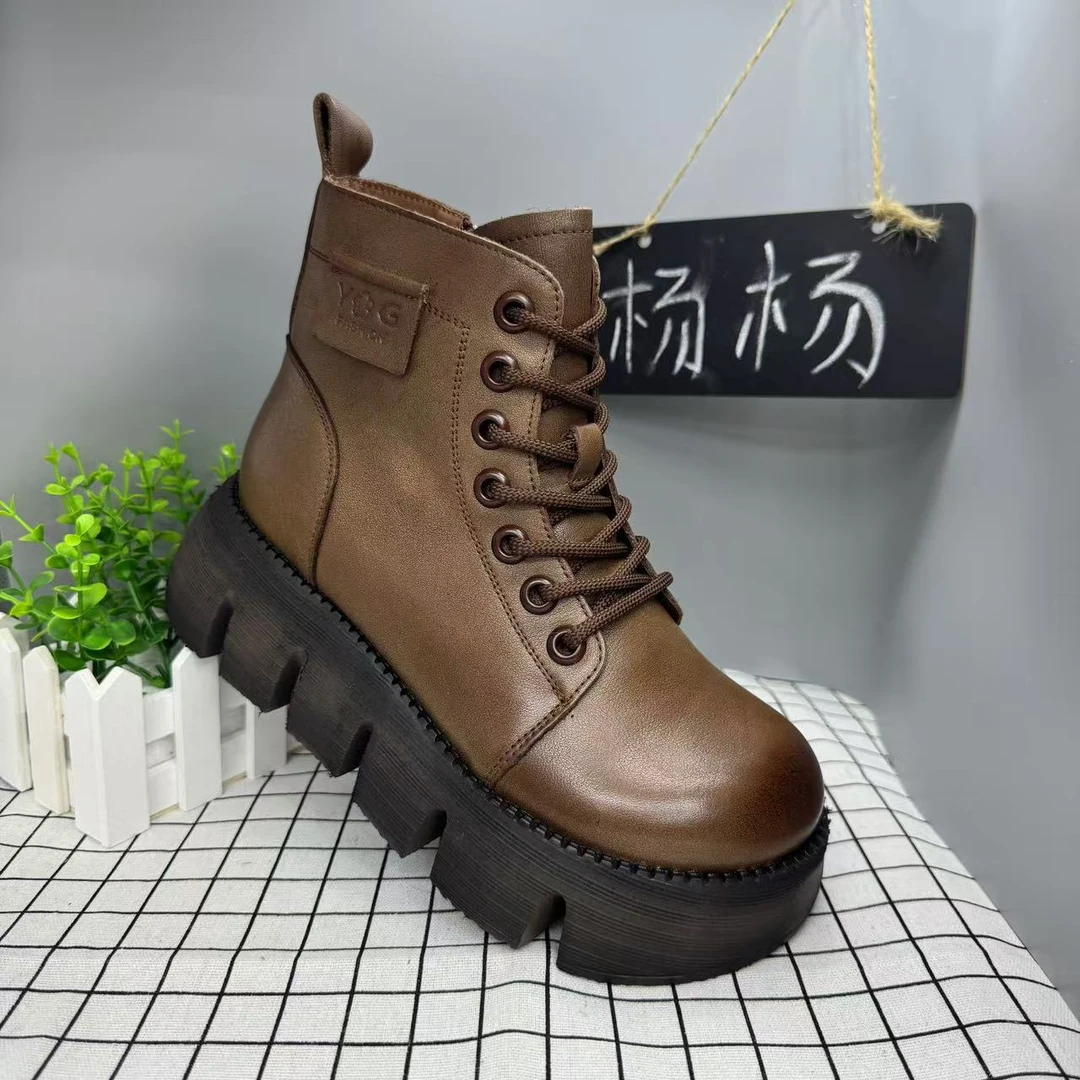 短靴女2024秋季新款真皮厚底加绒保暖女靴轻便舒适丁靴8826